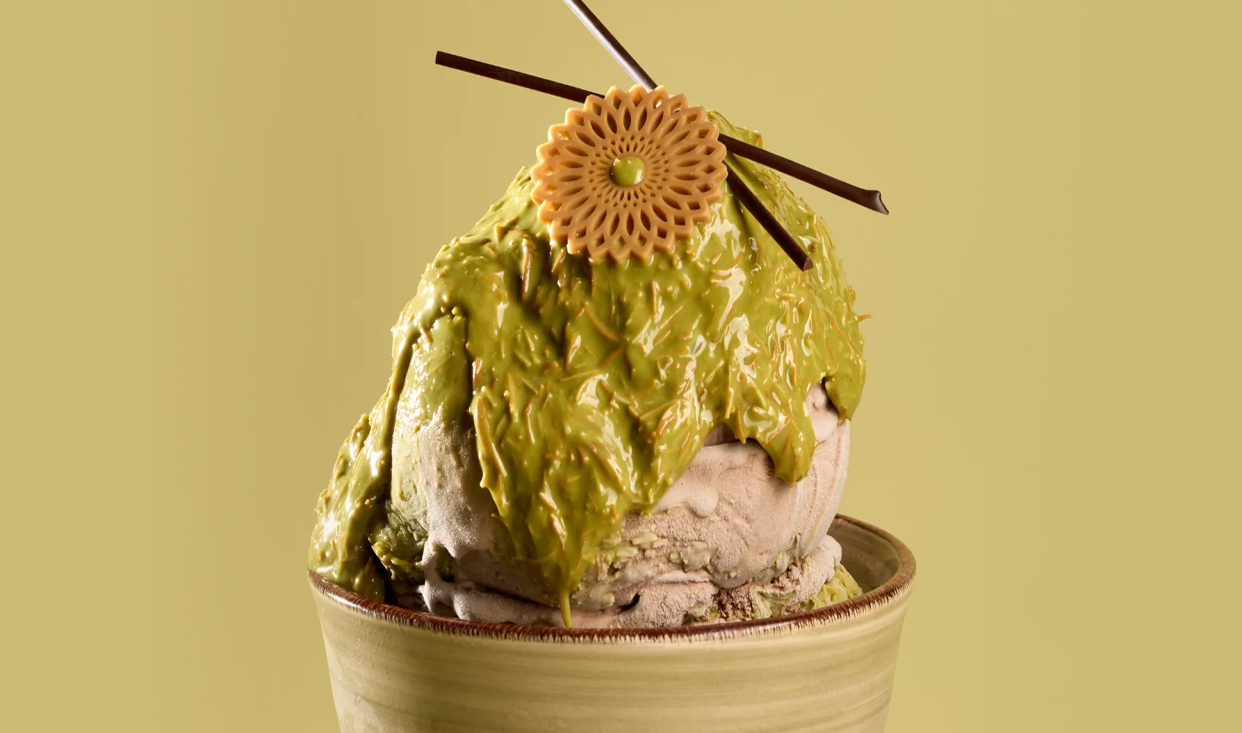 Coppa gelato dubai chocolate