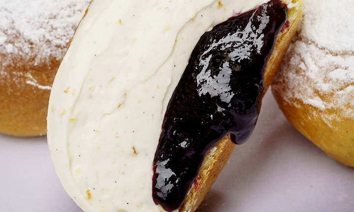 Cesarin-maritozzo-farcitura-amarena-720x432px