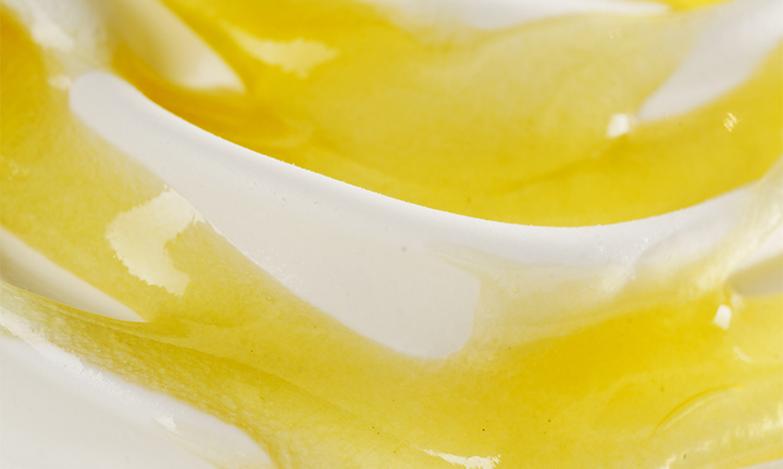 Joygelato-Joytopping-Mango-close-up-720x432px