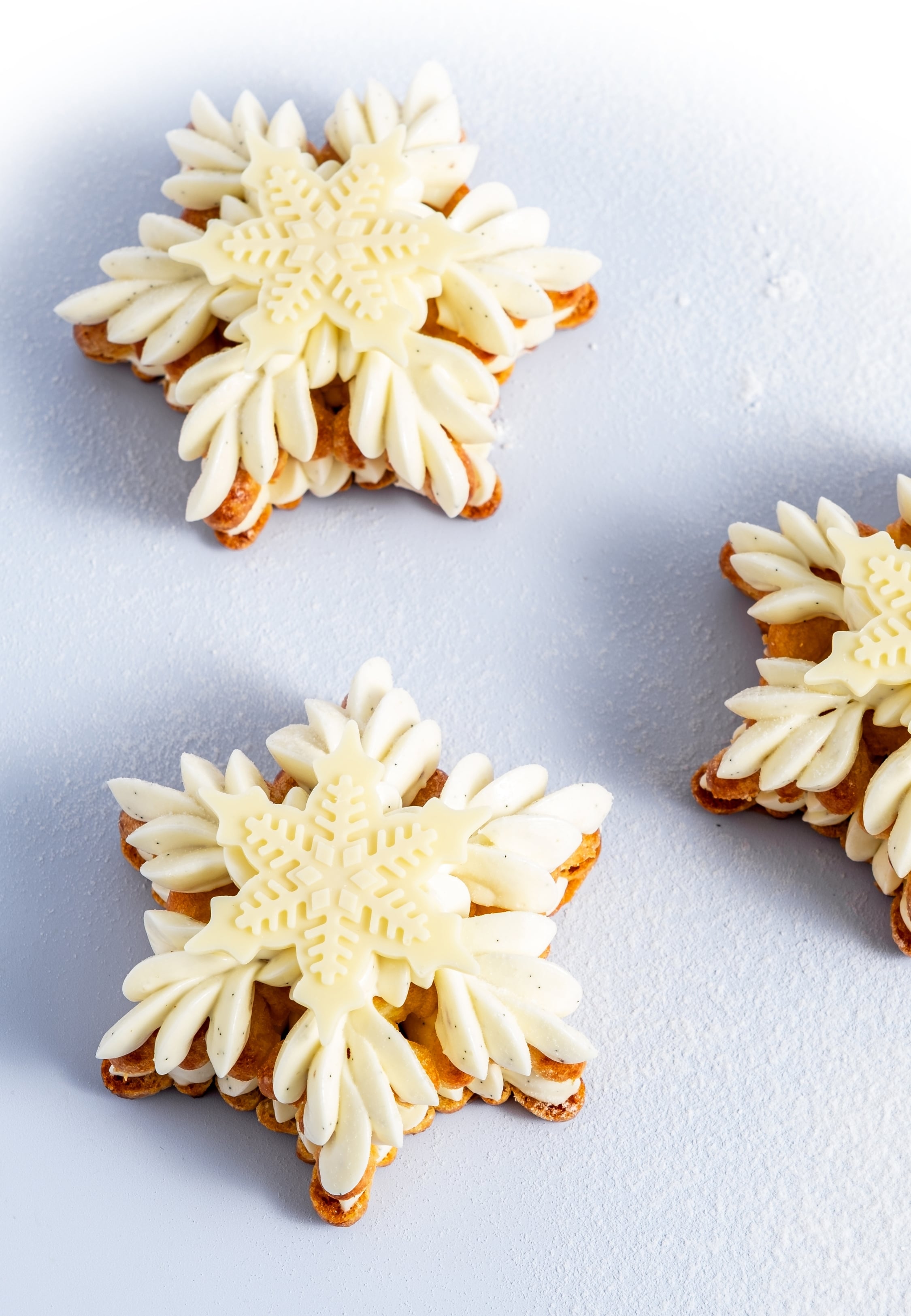 Monoportion - snow flake made of chocolate