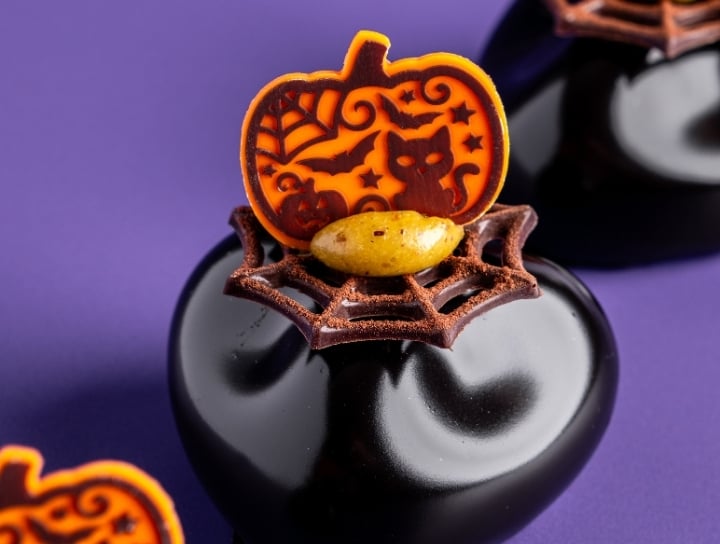 Halloween chocolate decorations