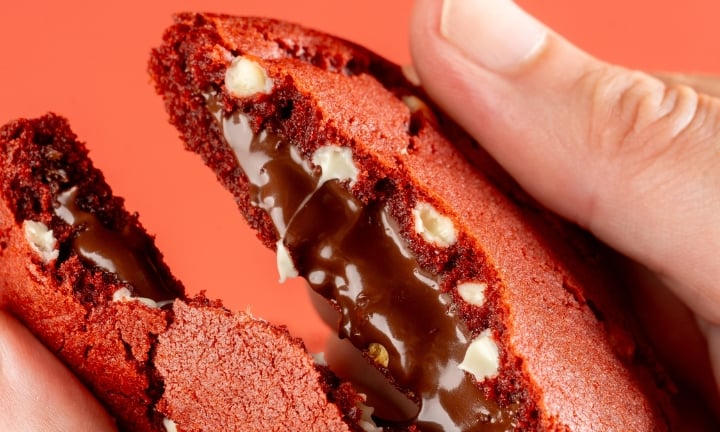 Indulgence - cookie with cereals