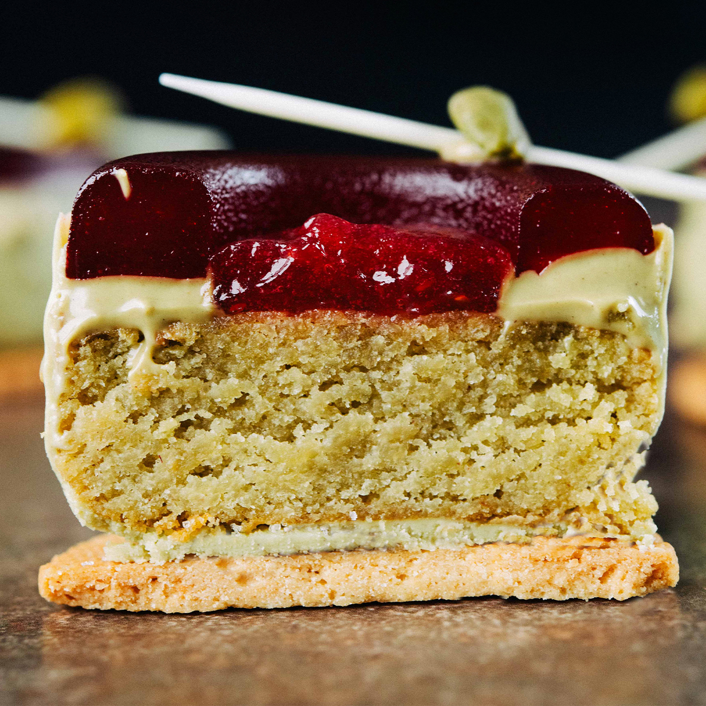 DOMORI - financier pistacchio lampone