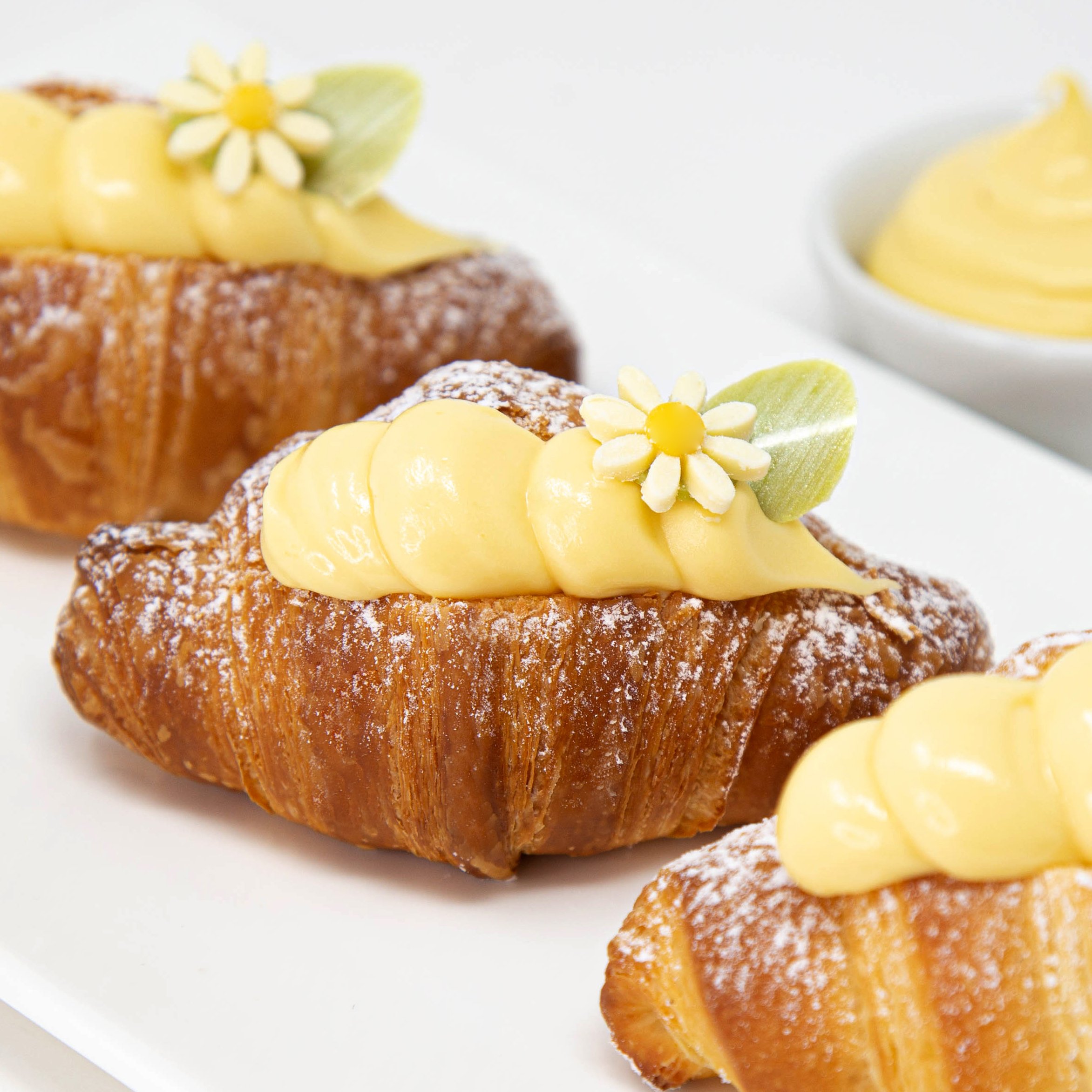 CROISSANT ALLA CREMA