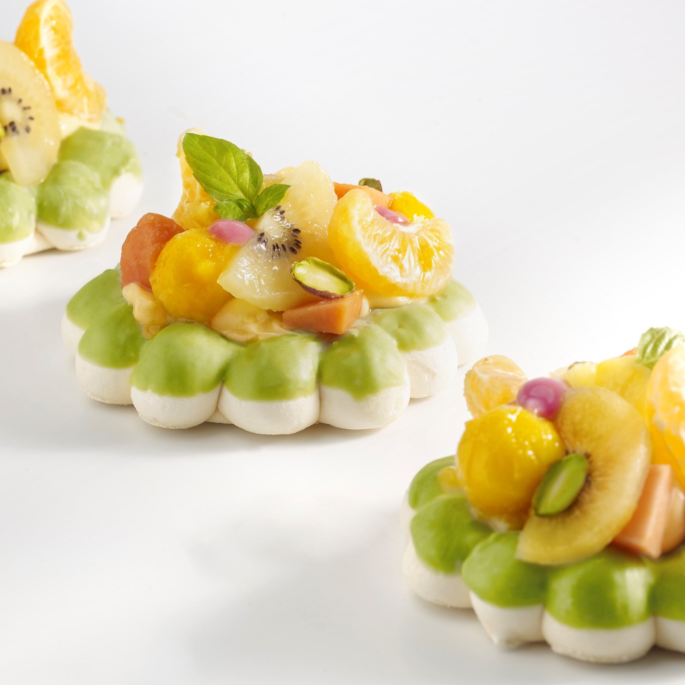 TARTELLETTA FRUTTI ESOTICI E MERINGA