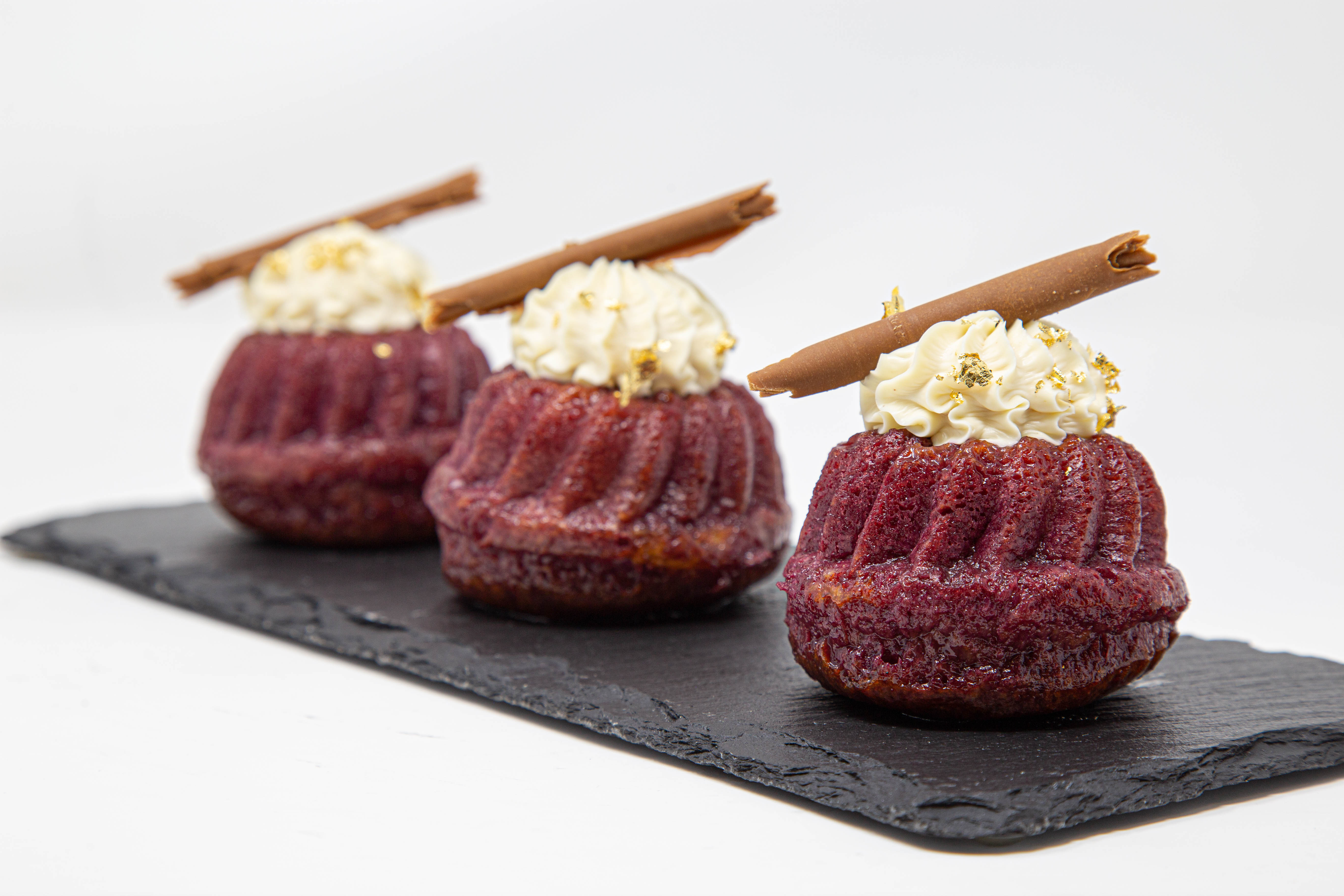 SAVARIN AI FRUTTI DI BOSCO E CANNELLA