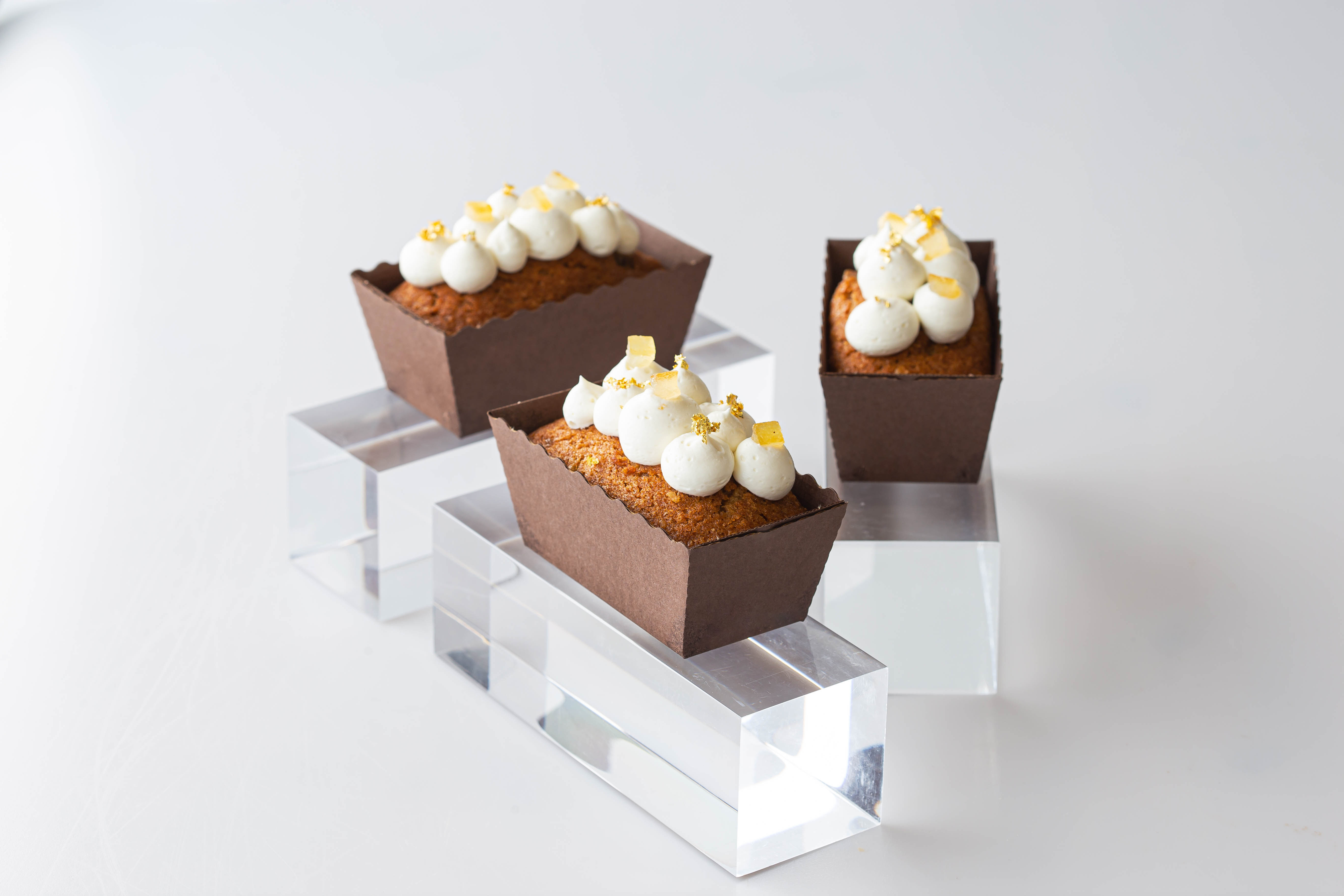 CAKE MONOPORZIONE AI CEREALI E LIMONE