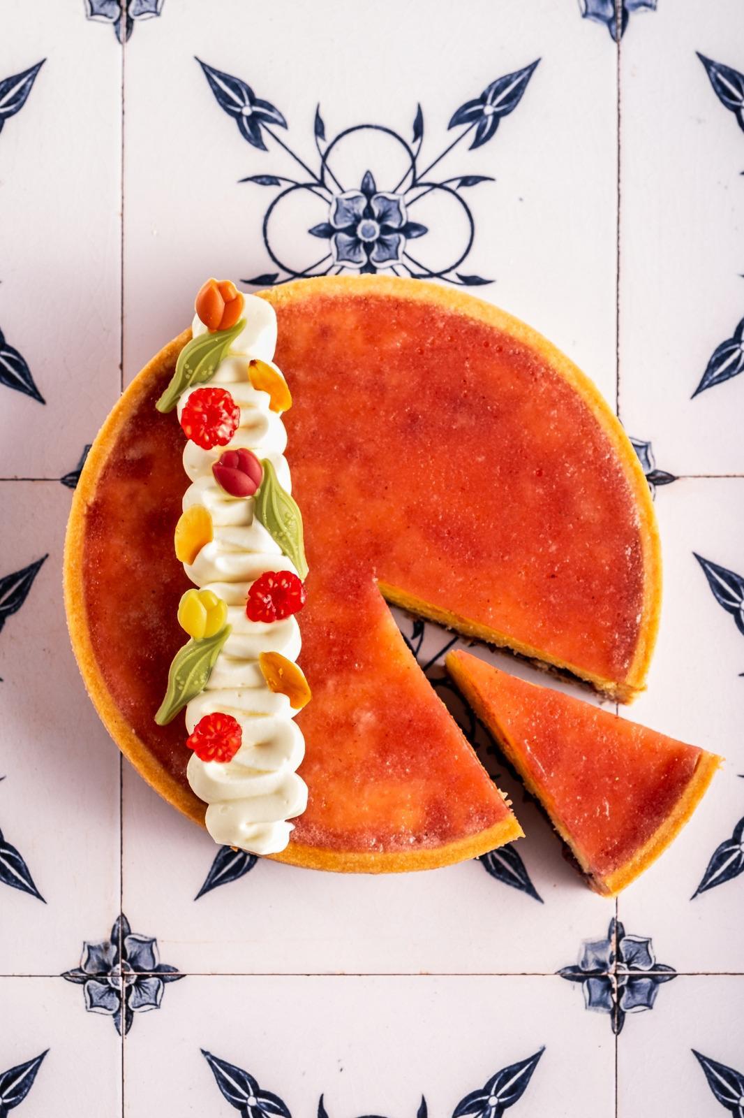 TORTA MANDORLA E LAMPONE 