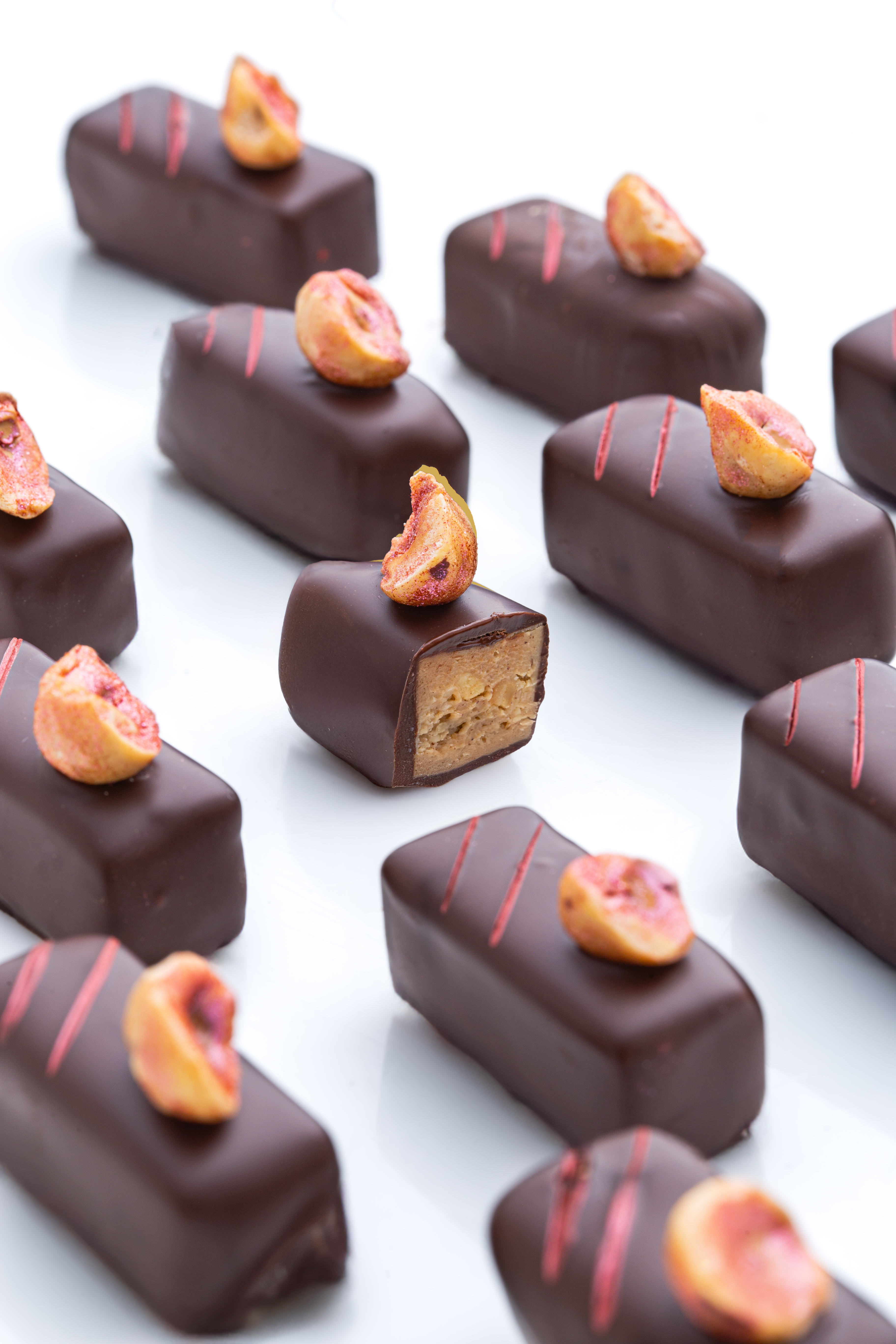 Pralina carrellata pesto di nocciola