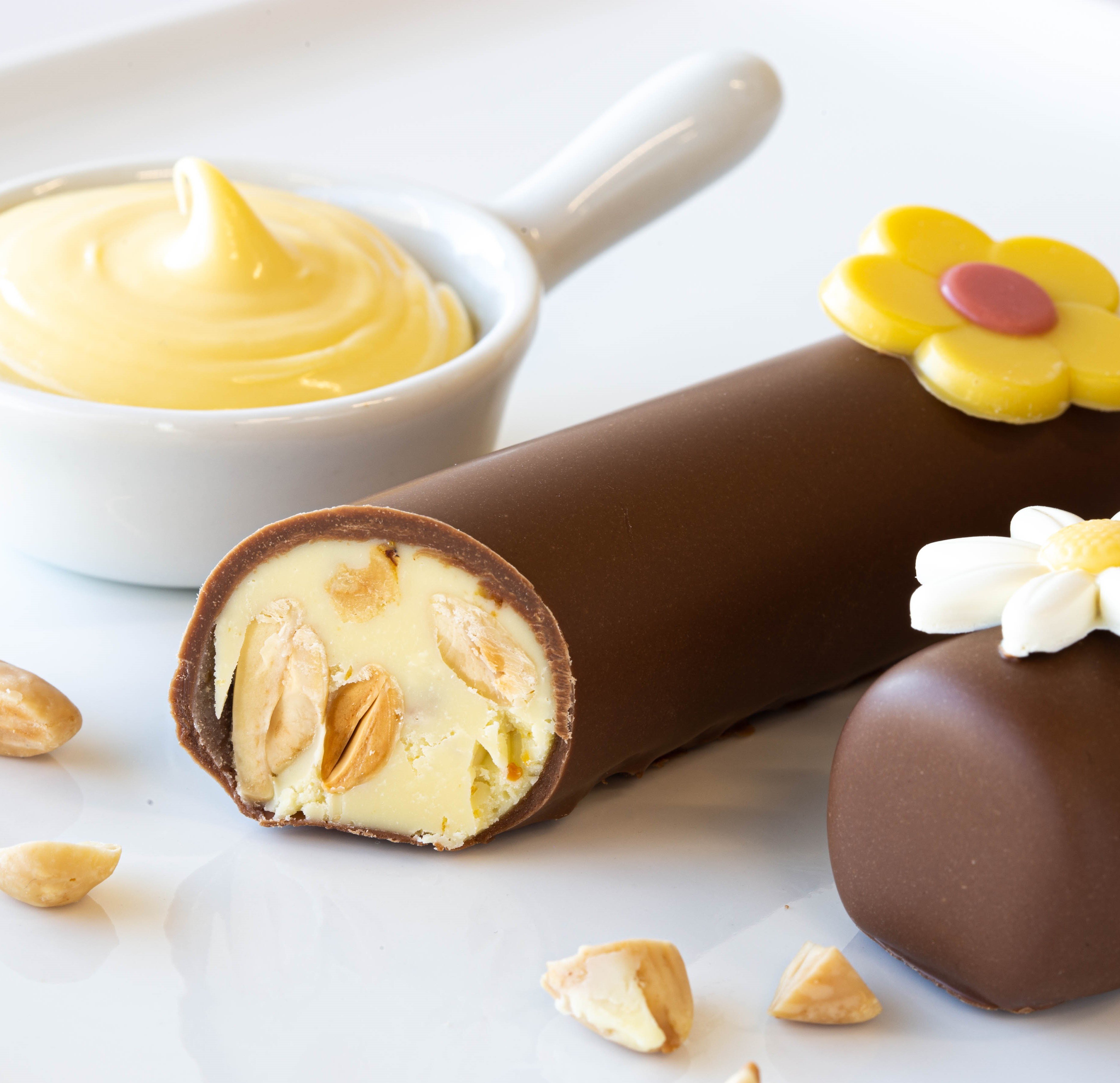 TORRONE MORBIDO PREMIUM CIOCCOLATO BIANCO E MANDORLE