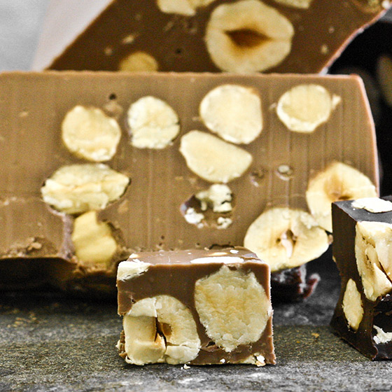 TORRONE MORBIDO AL LATTE