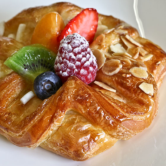 DANESI O CROISSANT ALLA MANDORLA