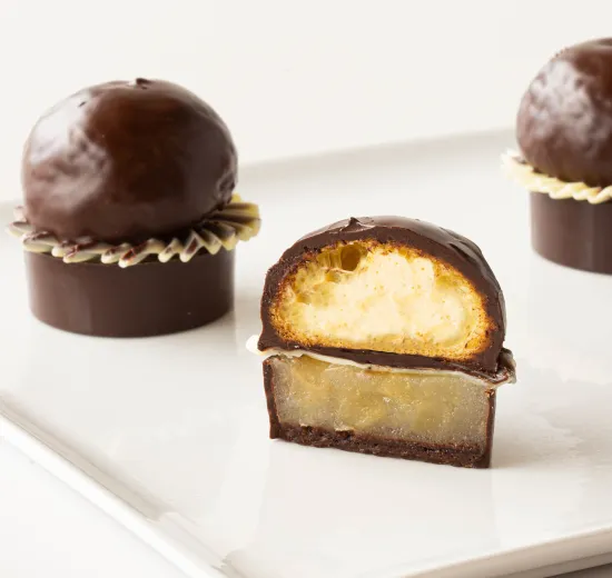 CHOUX ON TART: CHOCOLATE AND PEARS