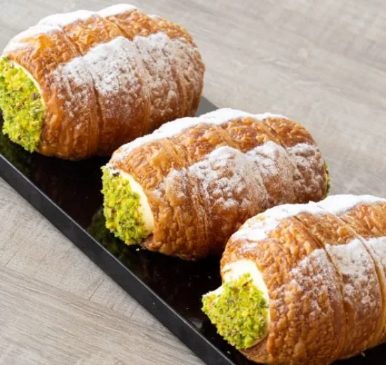 "Cannolo" Croissant