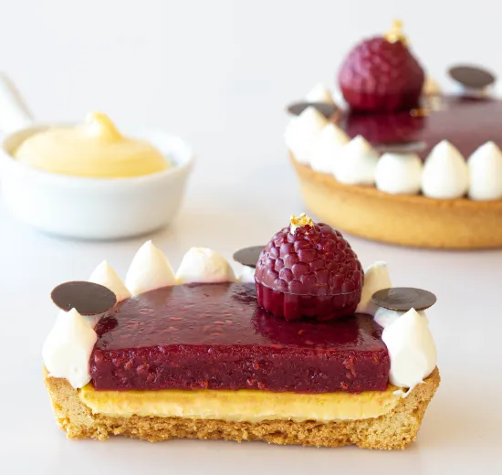 CREAM AND RASPBERRY SINGLE PORTION