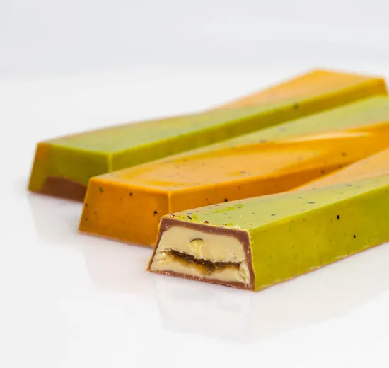 PISTACHIO AND ORANGE BAR
