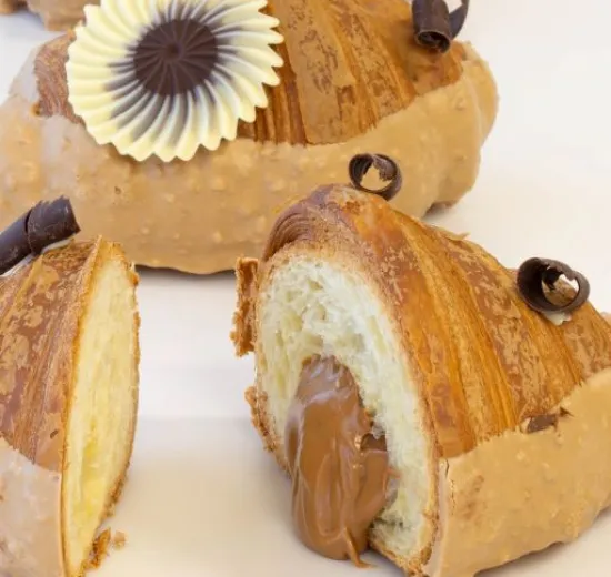 ITALIAN STYLE CROISSANT : CARAMEL