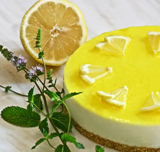 LEMON BAVAROISE, MOUSSE AND FROZEN DESSERT