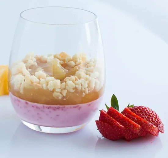 Strawberry and pineapple crumble panna cotta