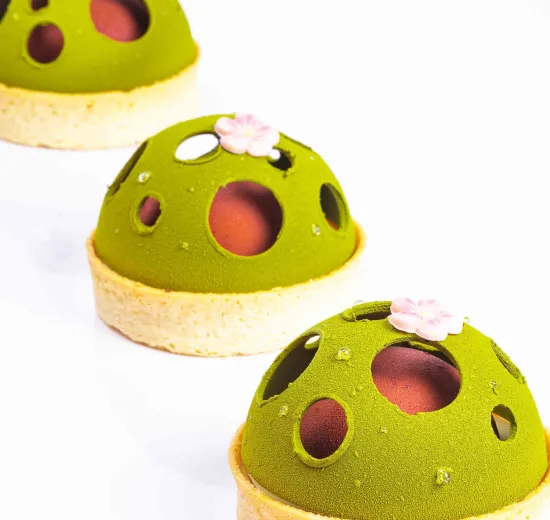 PETIT GATEAUX: PRINCESS CAKE