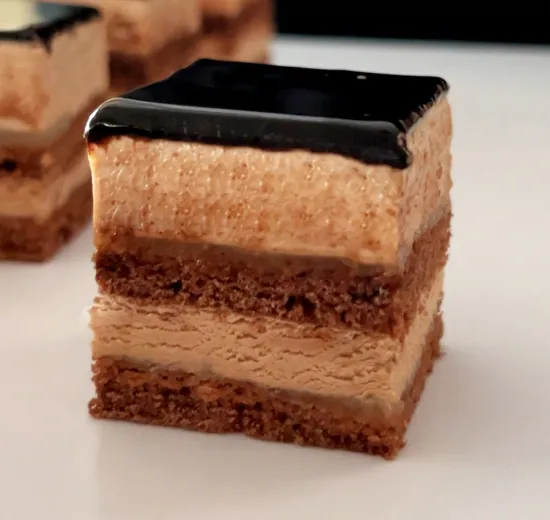 VEGAN MIGNON PEAR AND CHOCOLATE