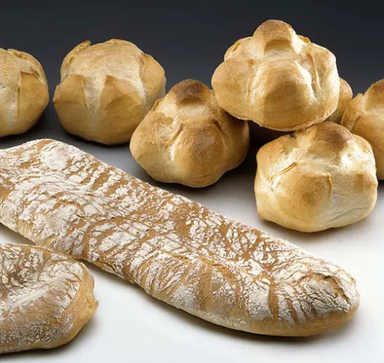 Puffed rose-shaped roll